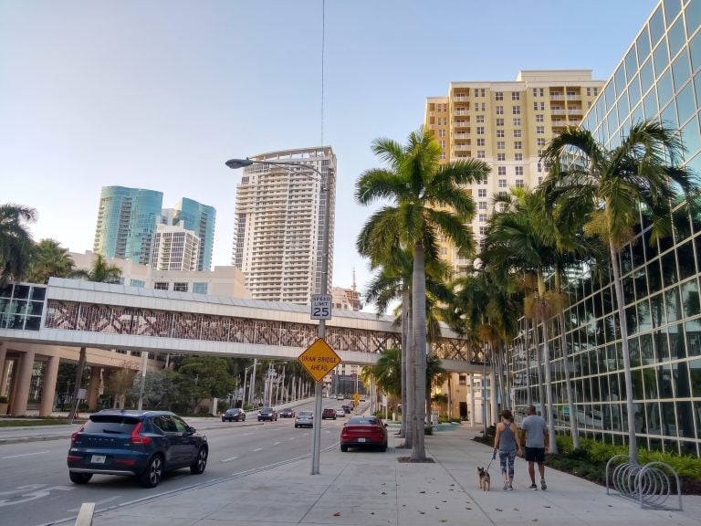 Downtown Fort Lauderdale street view, near the Broward County Courthouse